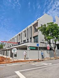 Mimosa Road (D28), Terrace #534265461